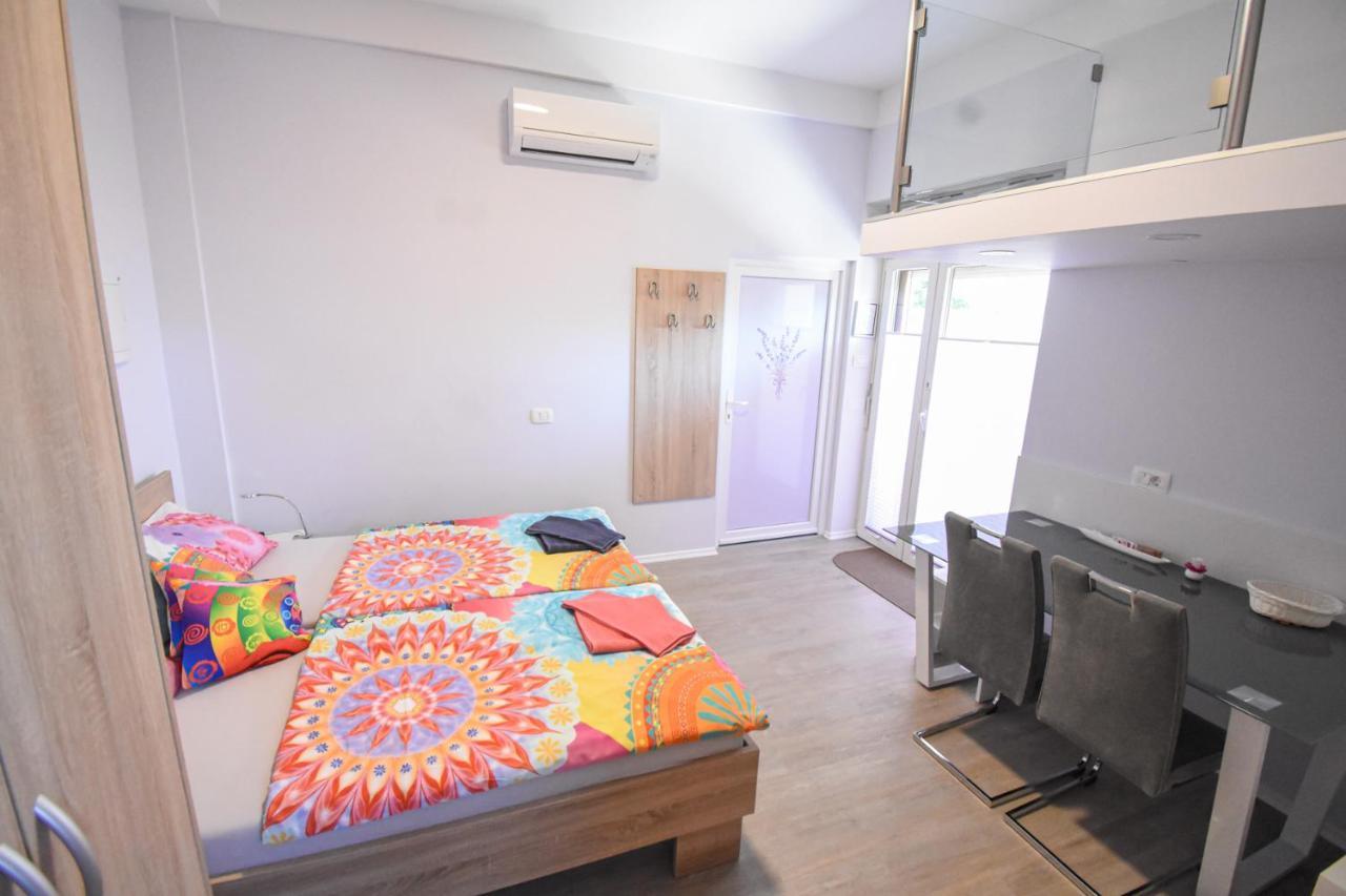 Apartmaji Sobe Zvezda Pobegi Экстерьер фото