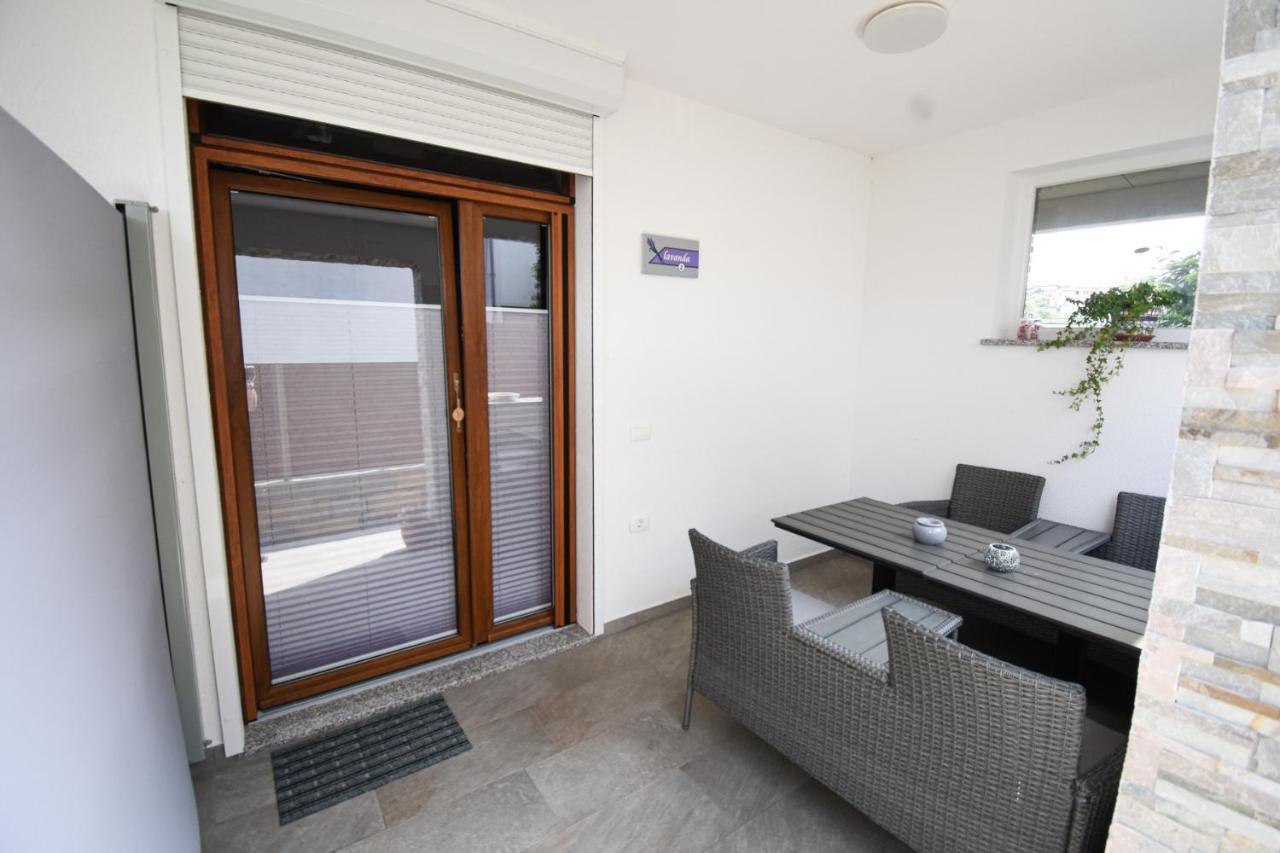 Apartmaji Sobe Zvezda Pobegi Экстерьер фото