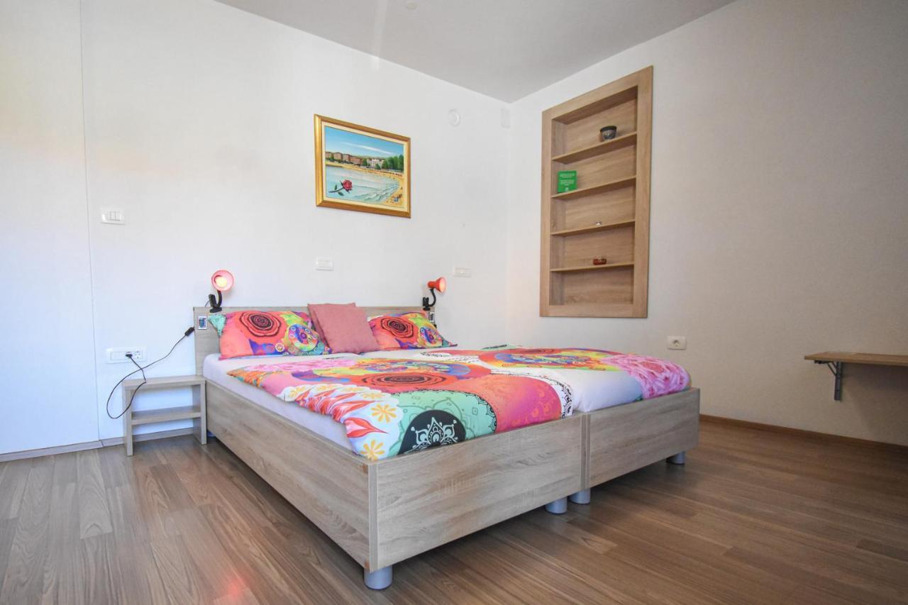 Apartmaji Sobe Zvezda Pobegi Экстерьер фото