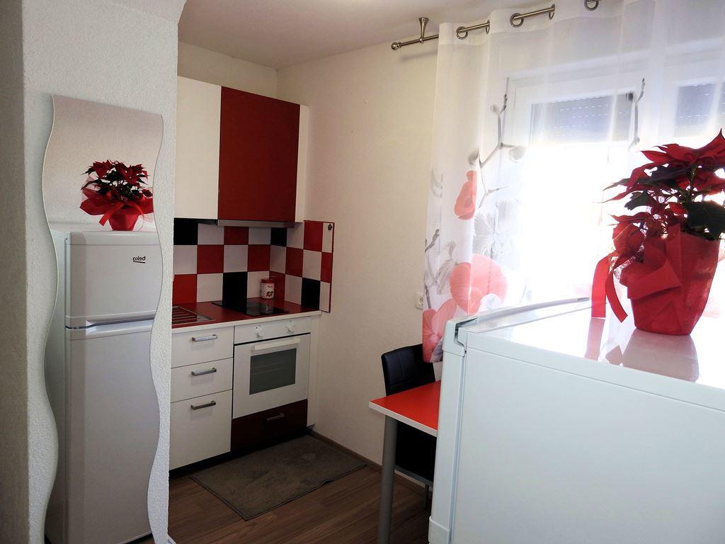 Apartmaji Sobe Zvezda Pobegi Экстерьер фото