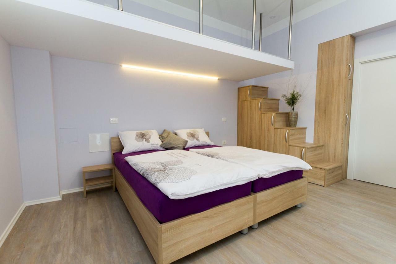 Apartmaji Sobe Zvezda Pobegi Экстерьер фото