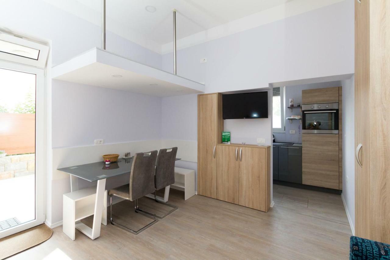 Apartmaji Sobe Zvezda Pobegi Экстерьер фото